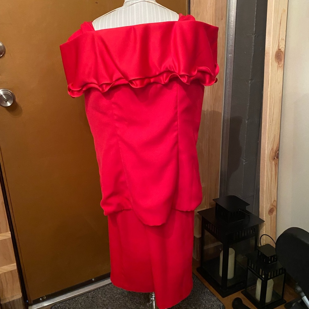 Evening wear suit - Picture 2 of 3